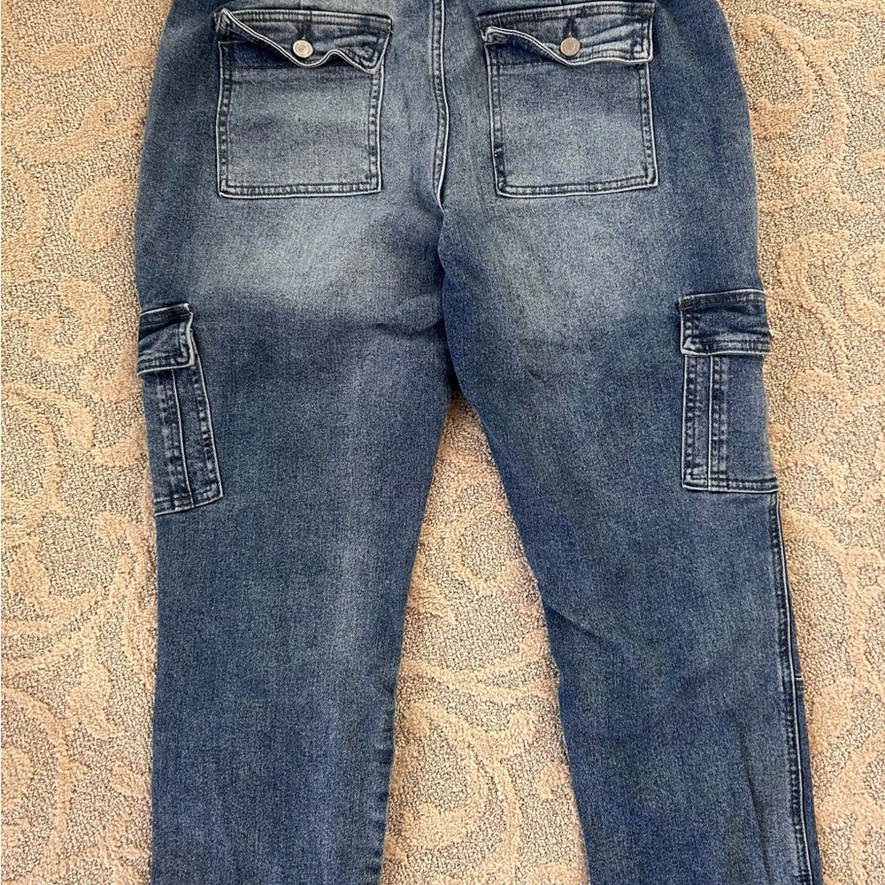 Stylish Blue Denim Cargo Jeans - Picture 3 of 7